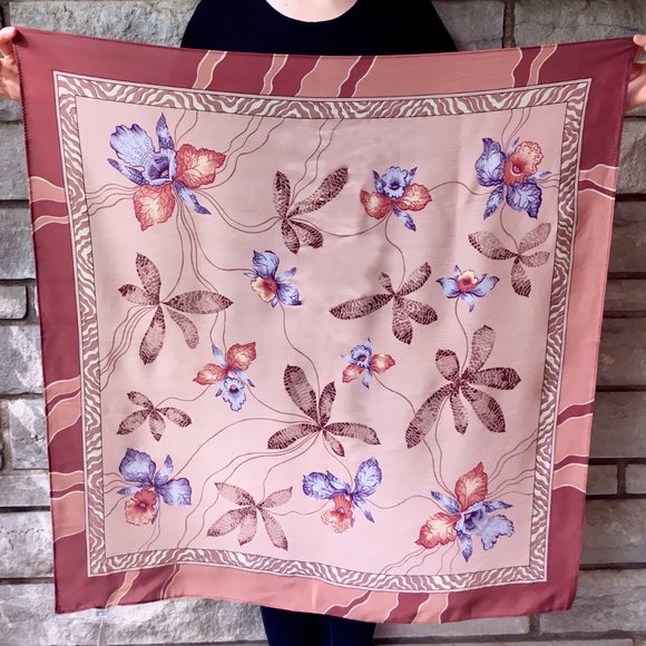 Accessories - Beautiful 100% Silk Mauve Floral Scarf - NWT